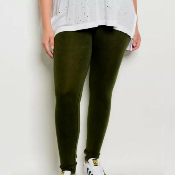 NEW Juniors Plus 1XL 2XL 3XL Olive Green Leggings - Picture 1 of 2